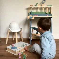 Small Foot - Toolbox