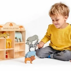 Miniature Play Worlds TENDER LEAF TOYS - 8 Safari Animals With Shelf